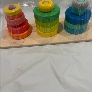 Lovevery Twist & Pivot Pattern Puzzle